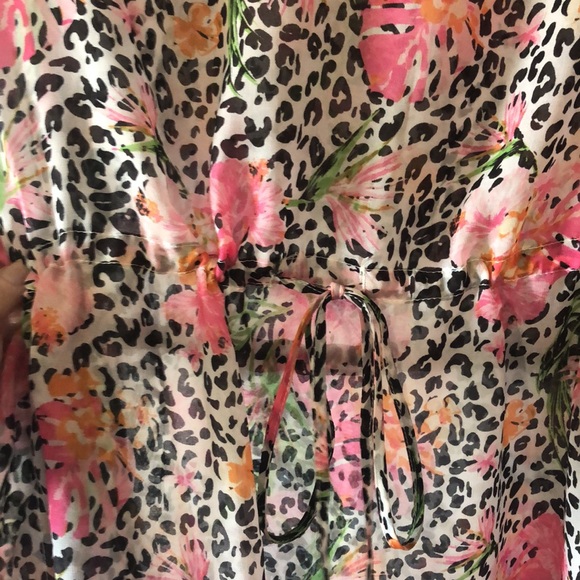 2/$20 Sale Simply Noelle Sheer Pink/Black Flowered Cover Up or Tunic S/M - Picture 4 of 5
